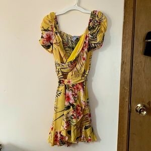 Charlotte Russe XS flowery summer dress